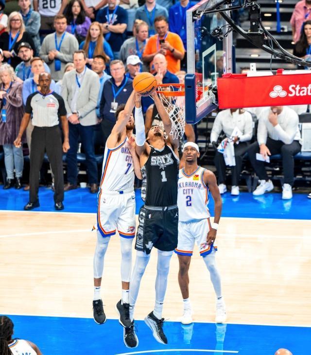 1730367470398002339.jpg a5200b89ly1hv5g99zqlqj20ox0sg79i.jpg