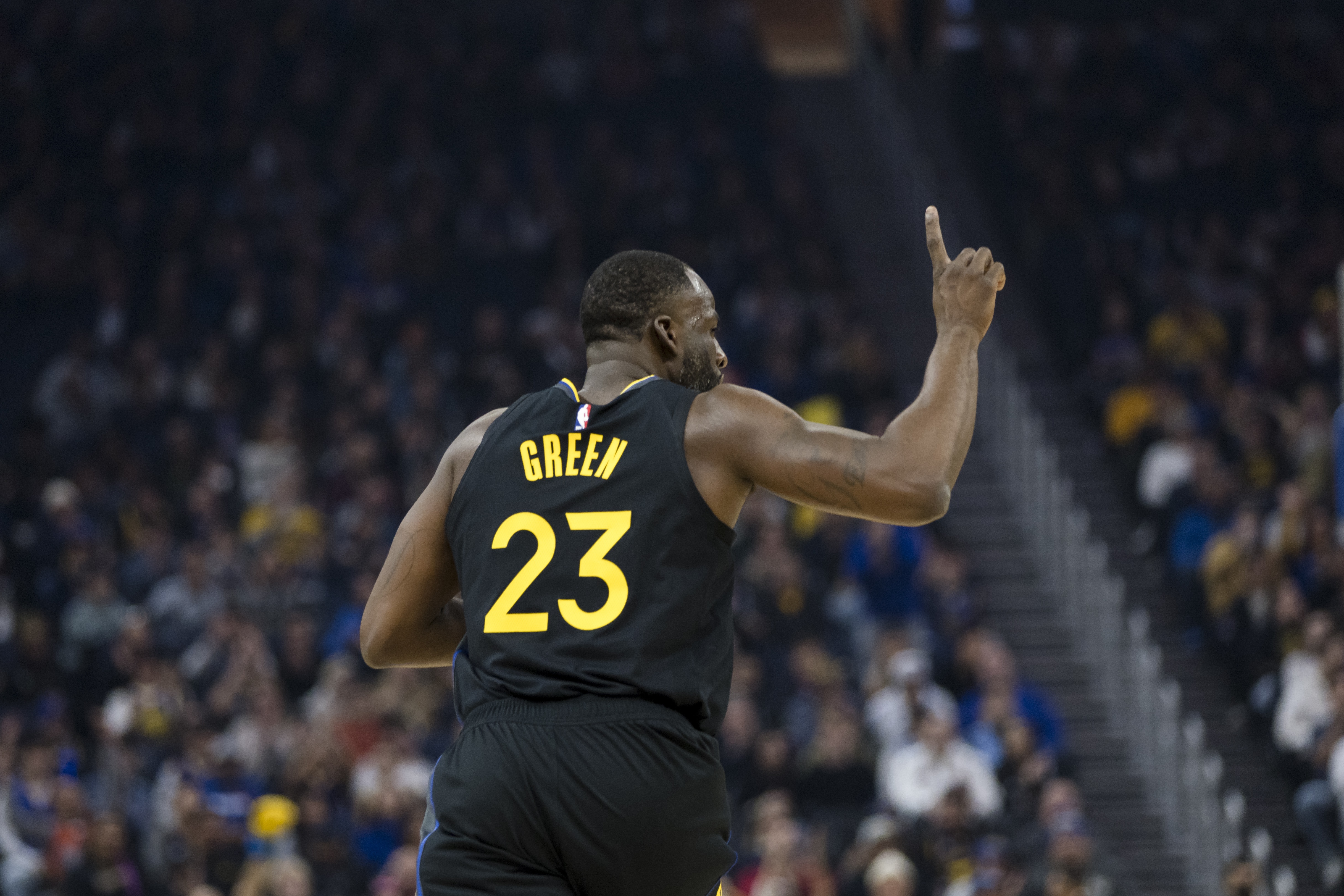 开云体育平台-阿里纳斯：追梦是脏动作之王 他的动作都能出集锦 而且真的会伤人